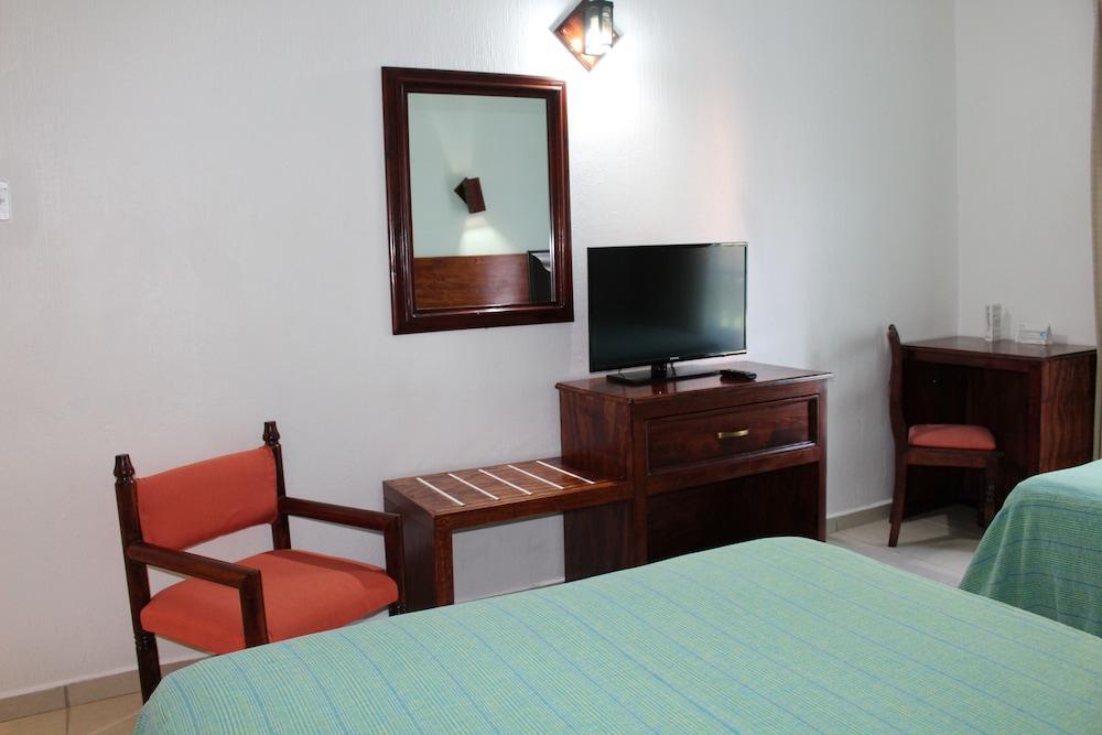 Hotel Castillo Huatulco & Beach Club Santa Cruz Huatulco Bagian luar foto